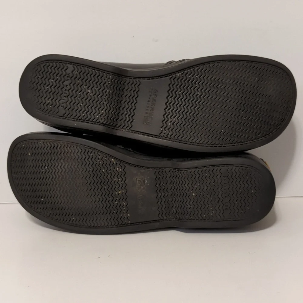 Sperry top spider black rubber low top shoes. Men's size 8.5 woman's size 10